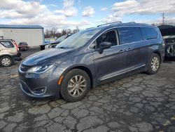 Chrysler Vehiculos salvage en venta: 2018 Chrysler Pacifica Touring L