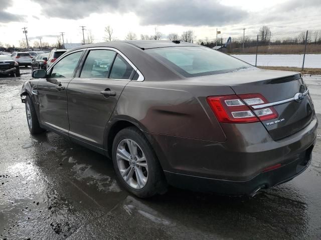 2016 Ford Taurus SE