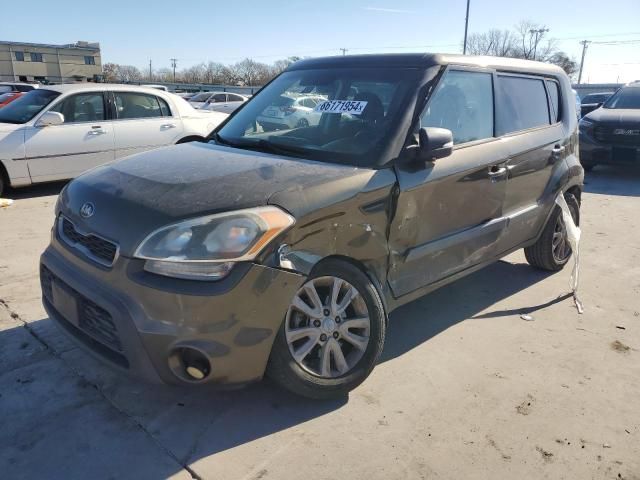 2013 KIA Soul +