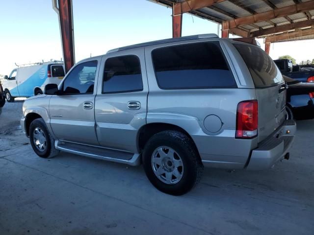 2004 Cadillac Escalade Luxury