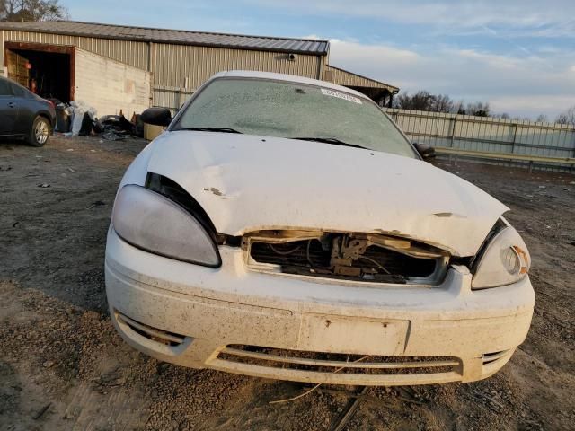 2006 Ford Taurus SE