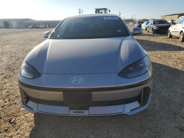 2024 Hyundai Ioniq 6 SE