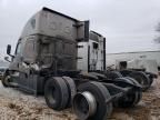 2019 Freightliner Cascadia 126