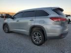 2017 Toyota Highlander SE