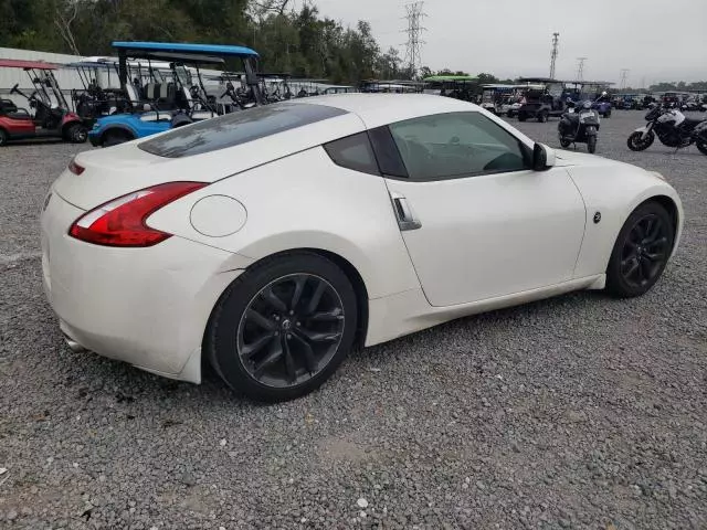 2017 Nissan 370Z Base