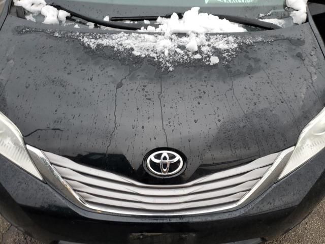 2015 Toyota Sienna XLE