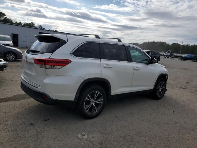 2019 Toyota Highlander LE