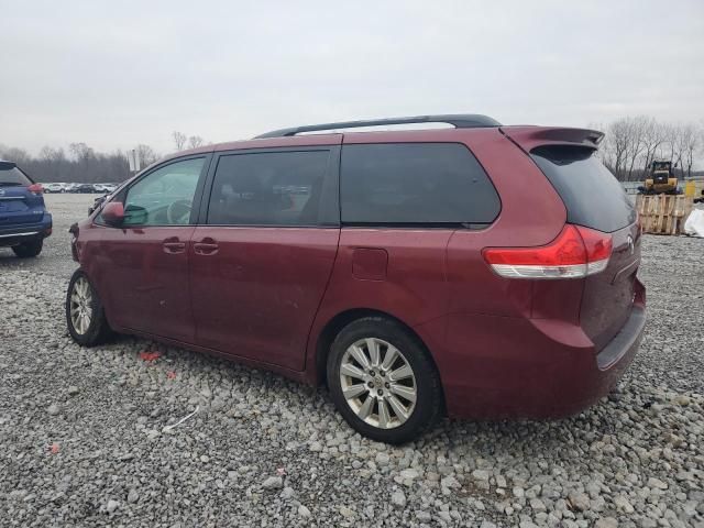 2012 Toyota Sienna XLE