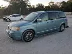 2009 Chrysler Town & Country Limited