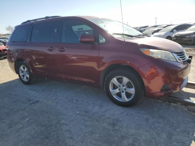 2011 Toyota Sienna LE