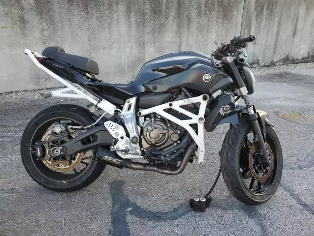 2016 Yamaha FZ07