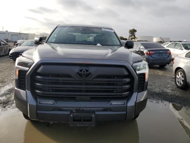 2023 Toyota Tundra Crewmax SR5