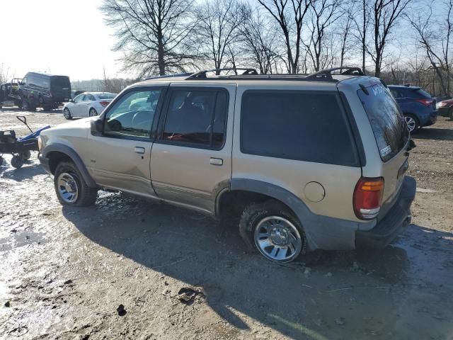 2000 Ford Explorer XLS