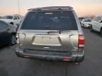 2000 Nissan Pathfinder LE