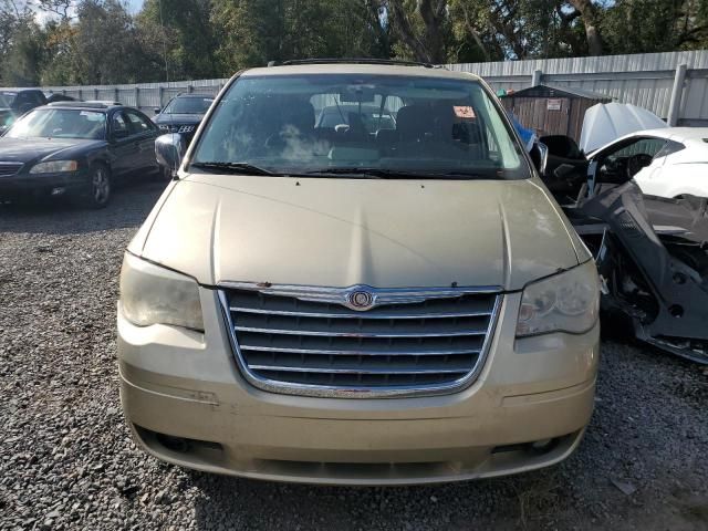 2010 Chrysler Town & Country Touring Plus