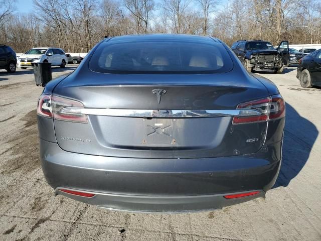 2015 Tesla Model S 85D