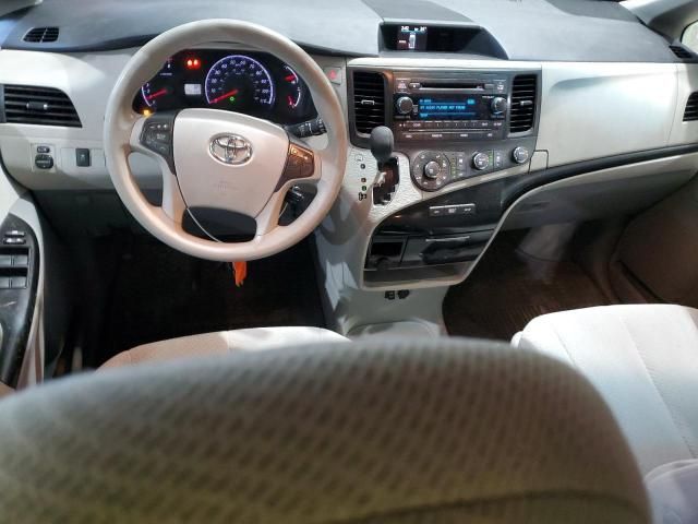 2012 Toyota Sienna LE