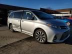 2019 Toyota Sienna XLE