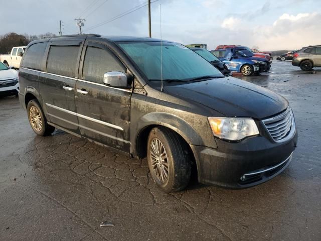 2013 Chrysler Town & Country Touring L