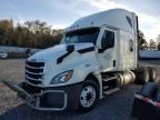 2021 Freightliner Cascadia 126