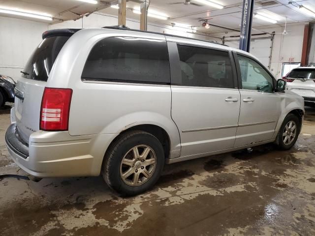 2010 Chrysler Town & Country Touring