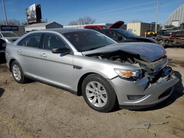 2011 Ford Taurus SE