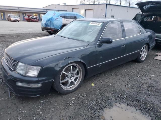 1995 Lexus LS 400