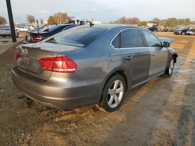 2013 Volkswagen Passat SE