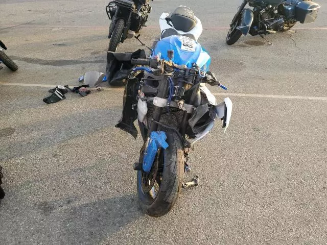 2013 Suzuki GSX-R1000