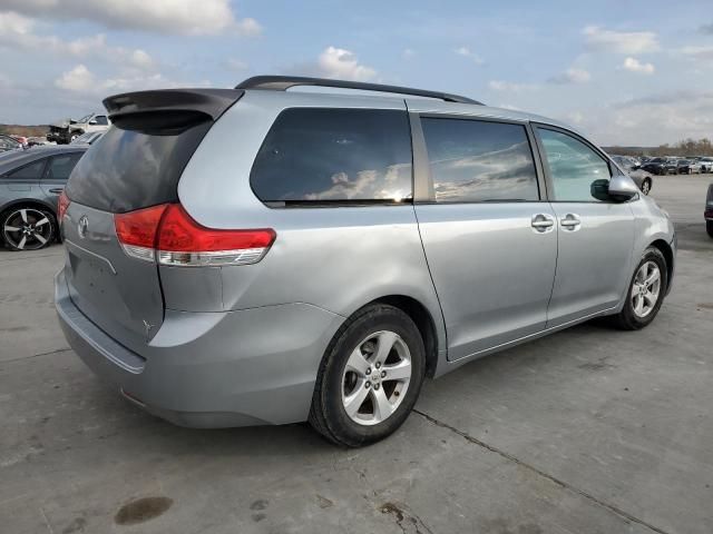 2012 Toyota Sienna LE