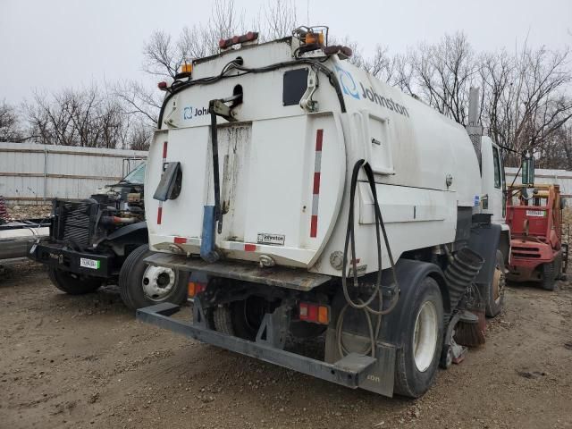 2005 Freightliner HC Cargo HC80