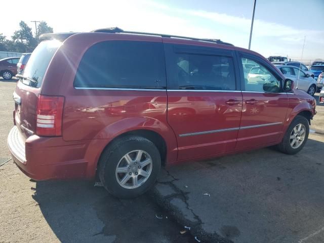 2009 Chrysler Town & Country Touring