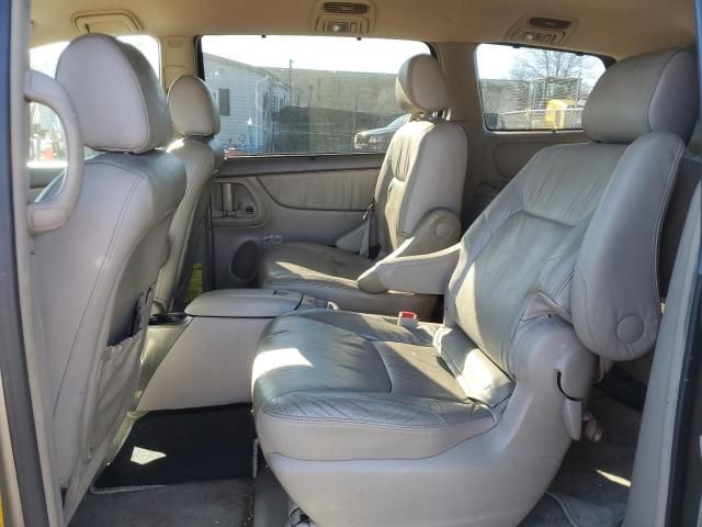 2006 Toyota Sienna XLE