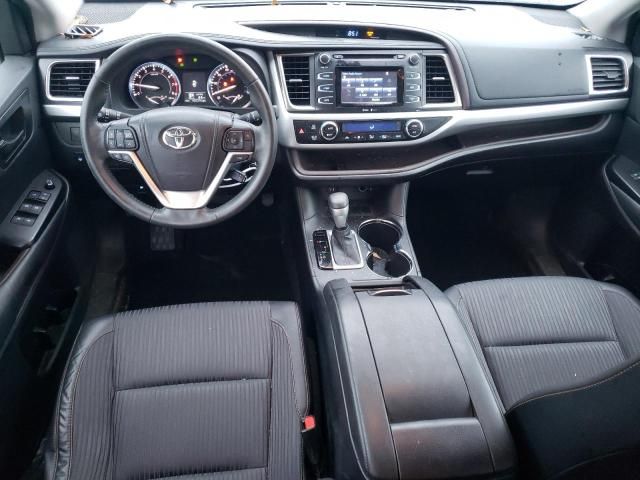 2014 Toyota Highlander LE