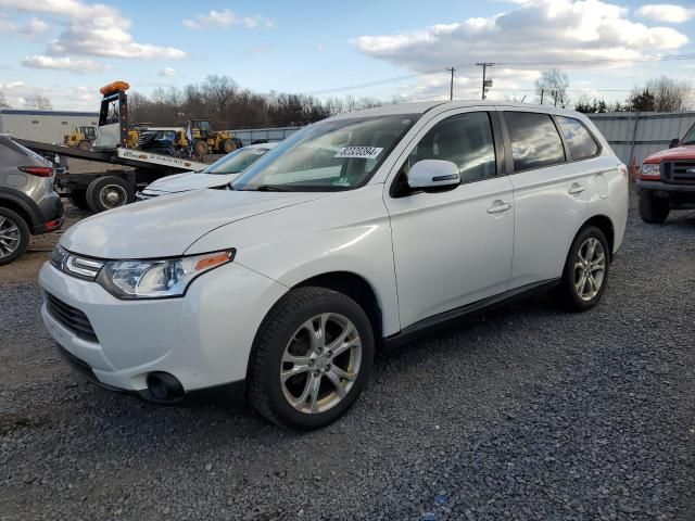 2014 Mitsubishi Outlander SE