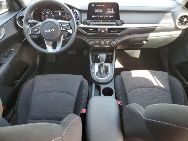 2023 KIA Forte LX