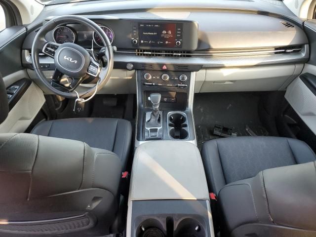 2023 KIA Carnival LX