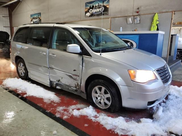 2009 Chrysler Town & Country Touring