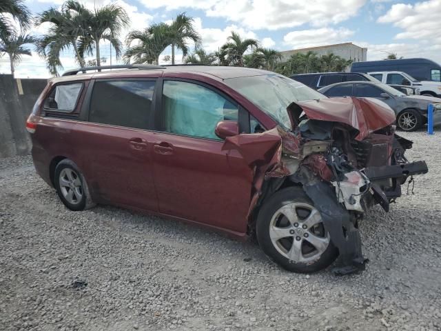 2012 Toyota Sienna LE