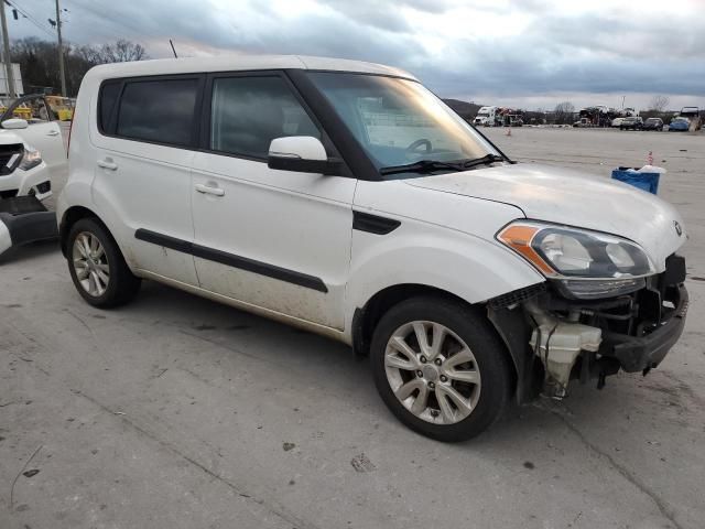 2013 KIA Soul +