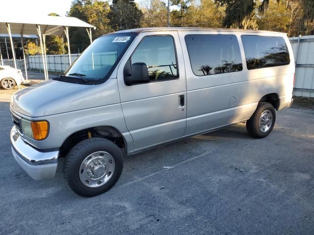 2003 Ford Econoline E350 Super Duty Wagon