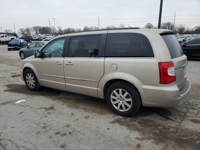 2013 Chrysler Town & Country Touring