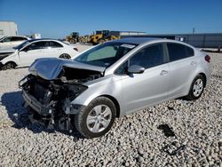 KIA Vehiculos salvage en venta: 2017 KIA Forte LX