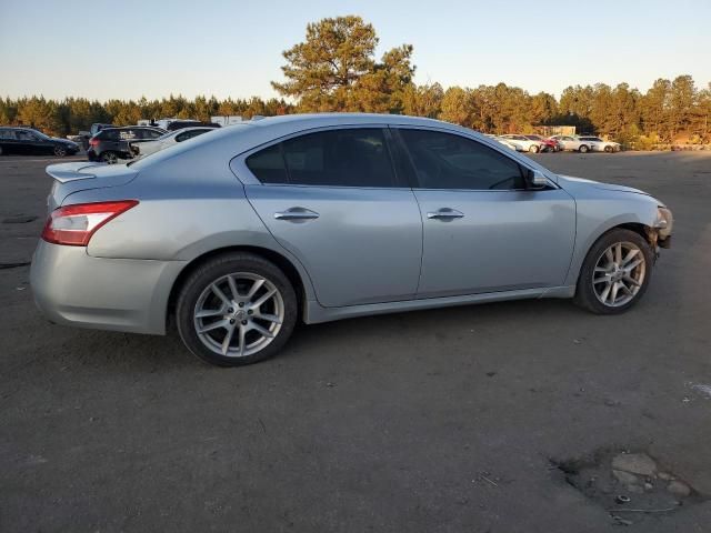 2010 Nissan Maxima S