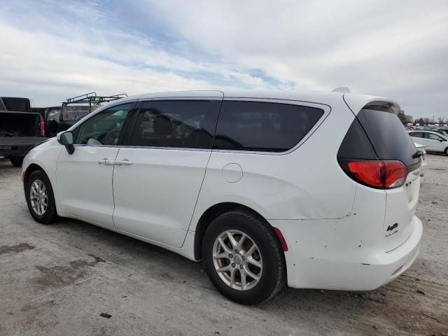 2020 Chrysler Voyager LX