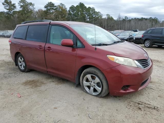 2012 Toyota Sienna LE