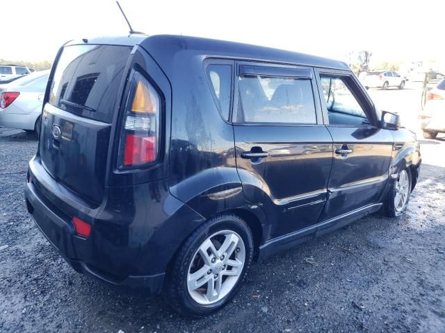 2011 KIA Soul +