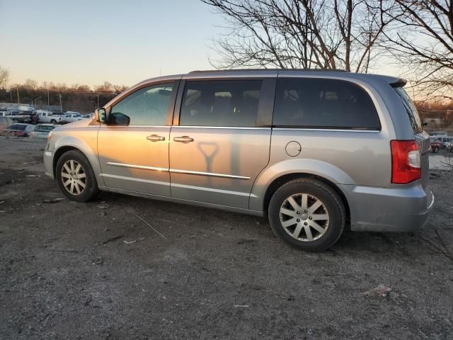 2016 Chrysler Town & Country Touring