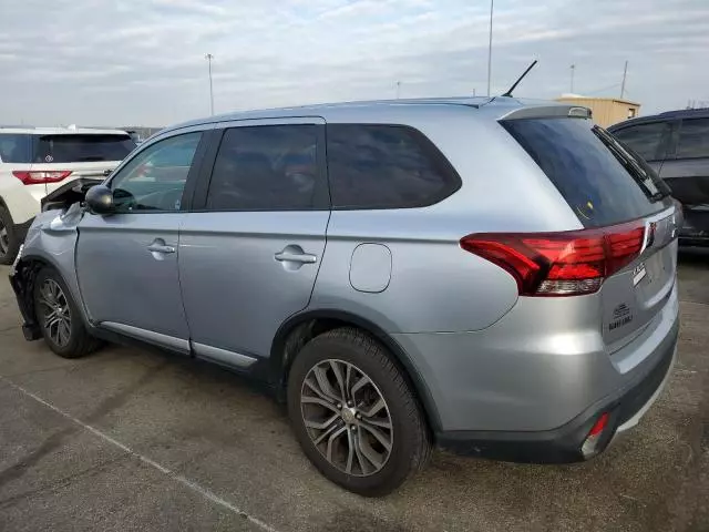 2016 Mitsubishi Outlander ES