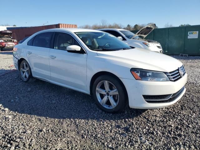 2013 Volkswagen Passat SE